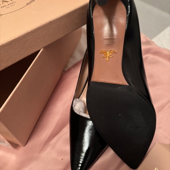 Prada Patent Saffiano leather pumps (calf skin) - Picture 3 of 5